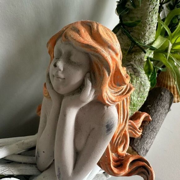 Mermaid Handmade Wreath - Picture 5 of 10